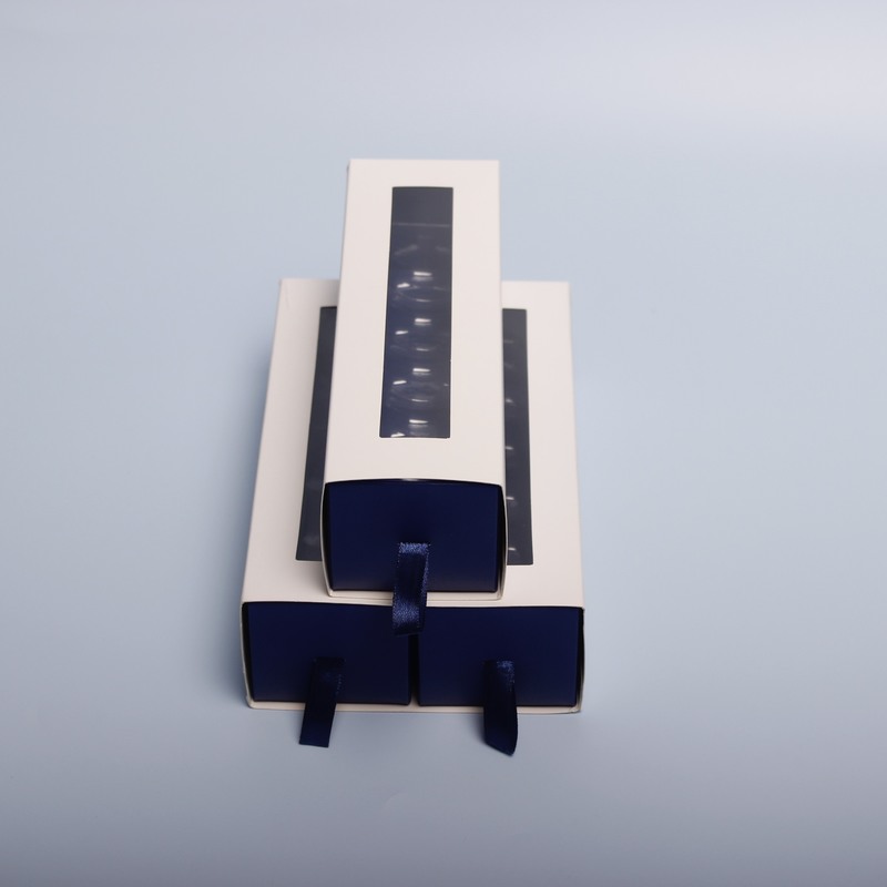 Περιβαλλοντικά φιλικό συσκευαστήριο τροφίμων μίας χρήσης με εκτύπωση με χαρτόνι